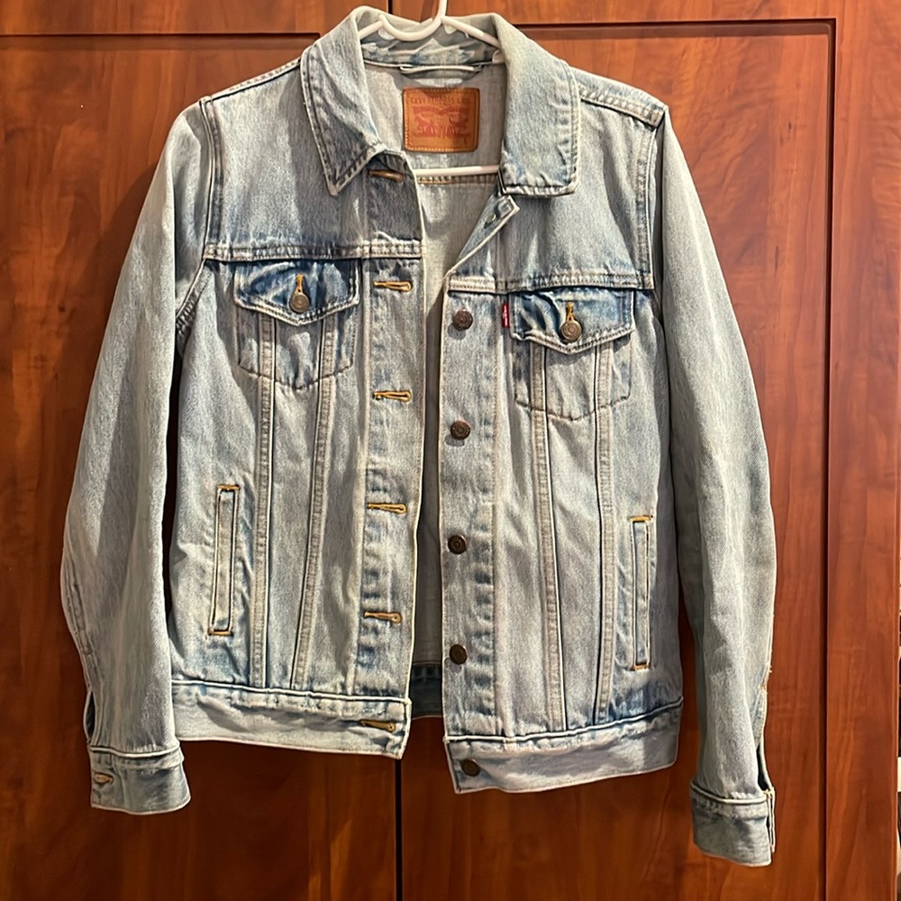 Levi’s denim jacket